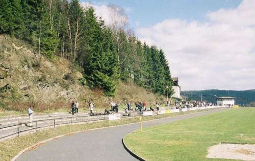 Fellbergstadion - Lngsseite