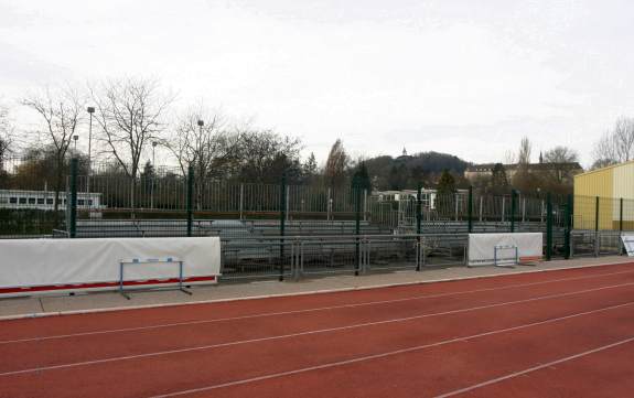 Stade René Hologne - Zusatztribüne Gegenseite