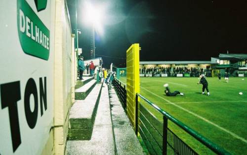 Stade Yves George - Hintertorbereich