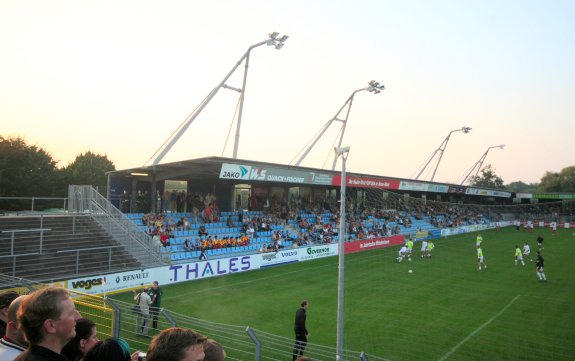 Jade-Stadion im Sportforum