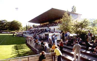 Stadion Schützenwiese - Tribne besetzt