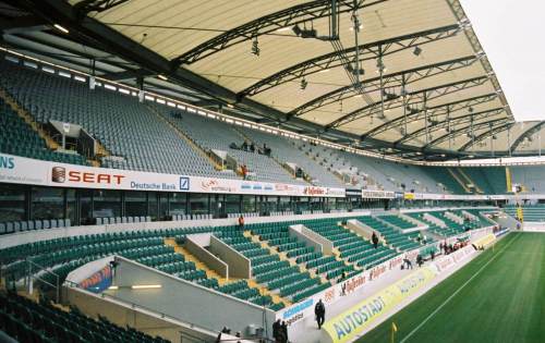 Volkswagen Arena - Haupttribüne