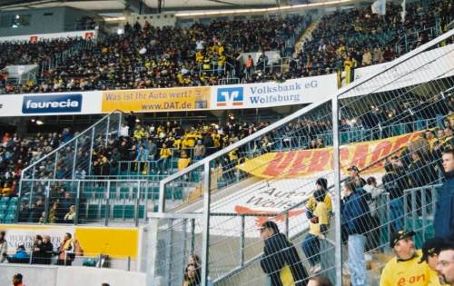 Volkswagen Arena - Intro durch Abwesenheit (zumindest teilweise)