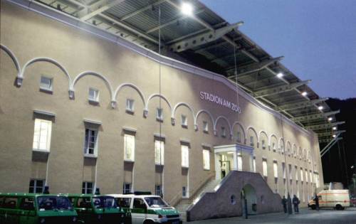 Stadion am Zoo - Rückansicht Tribüne